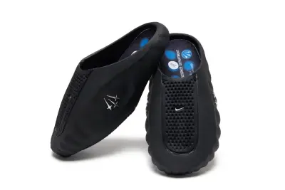 Chaussons slip-on noirs