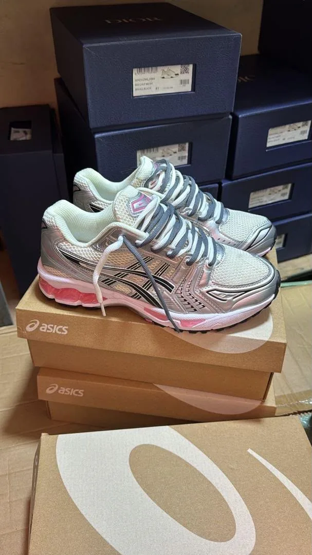 Baskets running bleu ciel argent — photo 4
