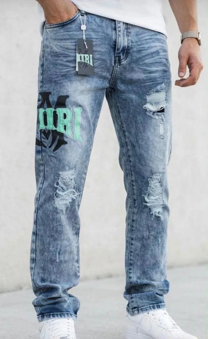 Jean déchiré bleu clair effet usé