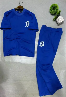 Ensemble de jogging bleu avec logo