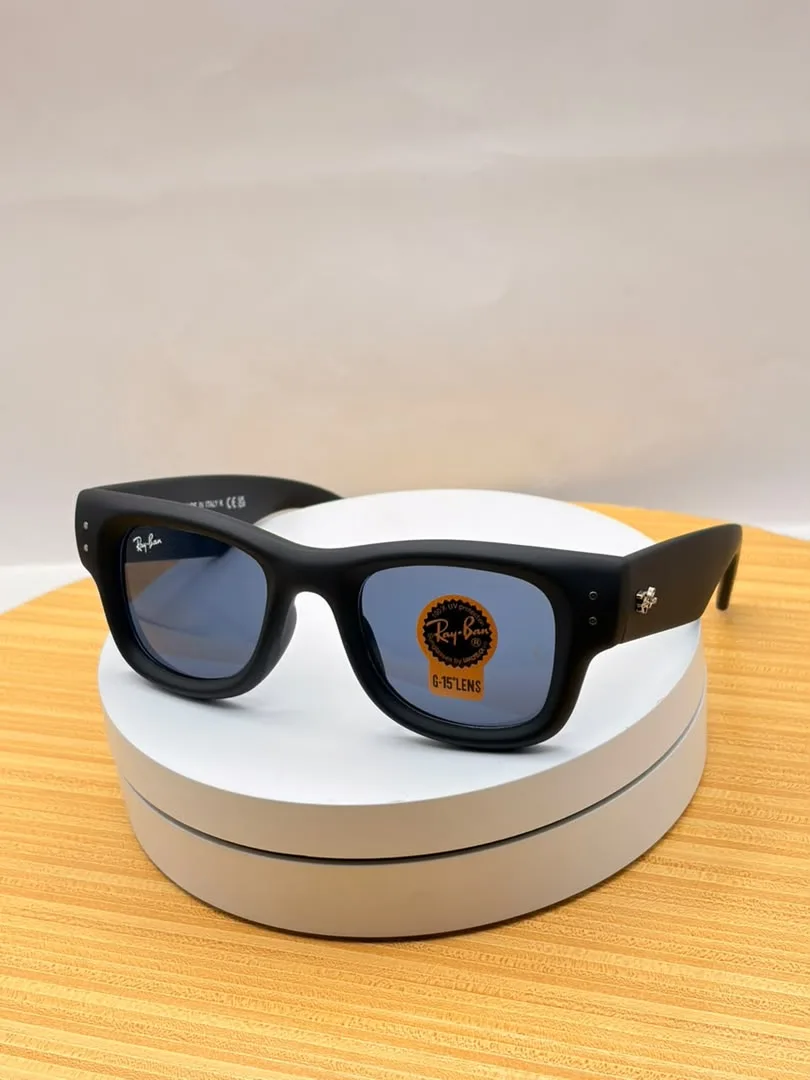 Lunettes de soleil carrées — photo 4
