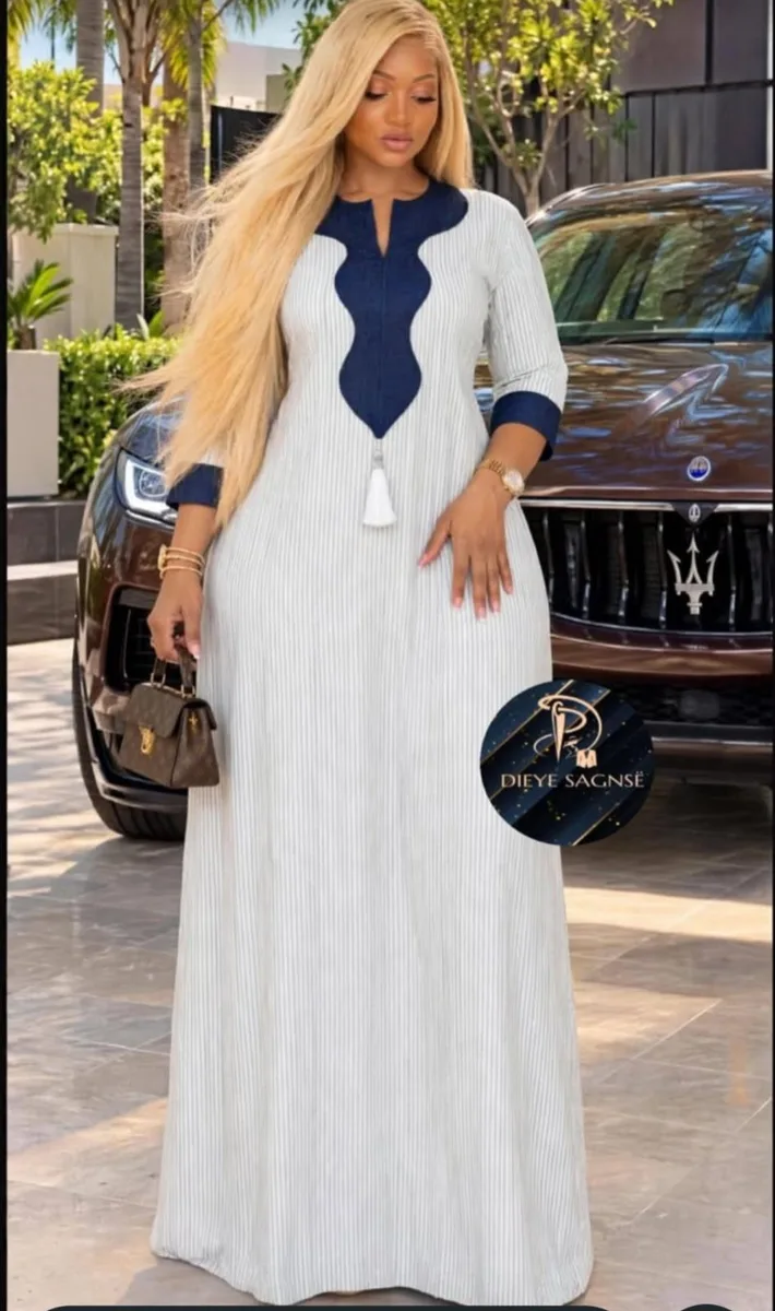 Boubou femme blanc et bleu marine