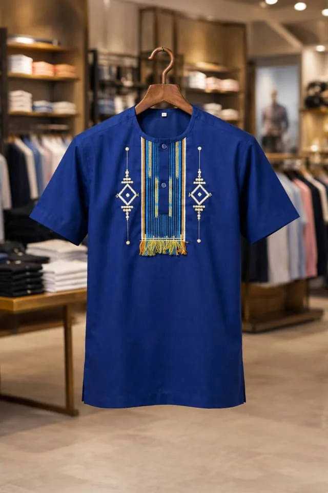 T-shirt homme bleu broderie traditionnelle