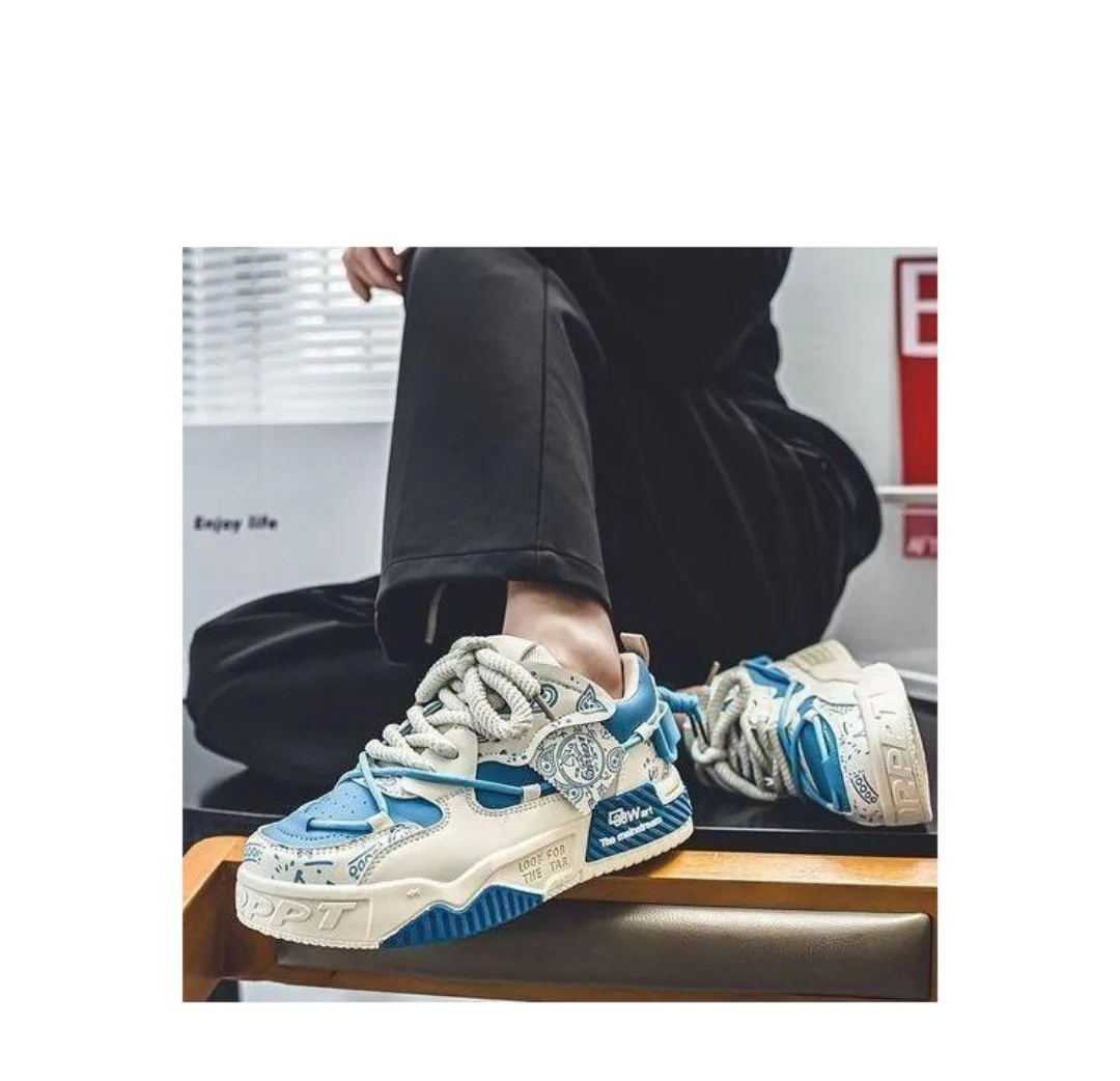 Sneakers bleu et blanc graphique — photo 2