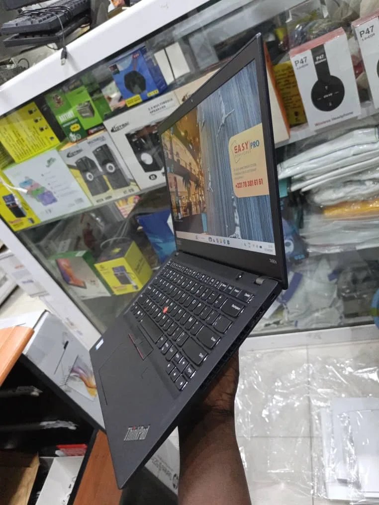 Laptop ThinkPad noir — photo 3