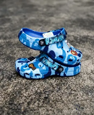 Crocs camo bleu blanc