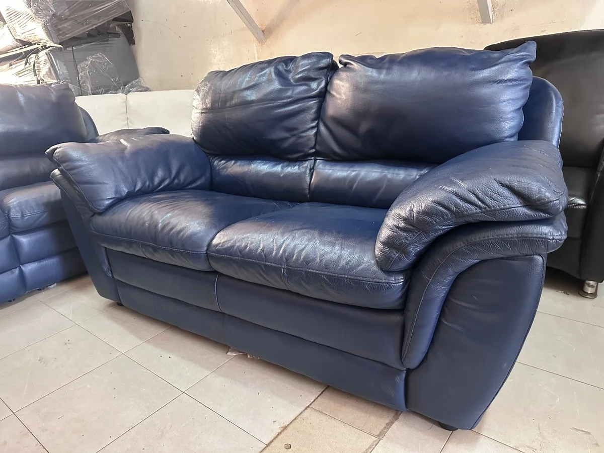 SALON CUIR VENANT — photo 4