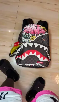 Sac à dos graphique imprimé requin