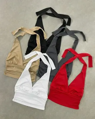 Crop top cache-cœur ajustable